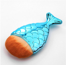 2018 Hot Fish Makeup Brushes