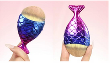 2018 Hot Fish Makeup Brushes